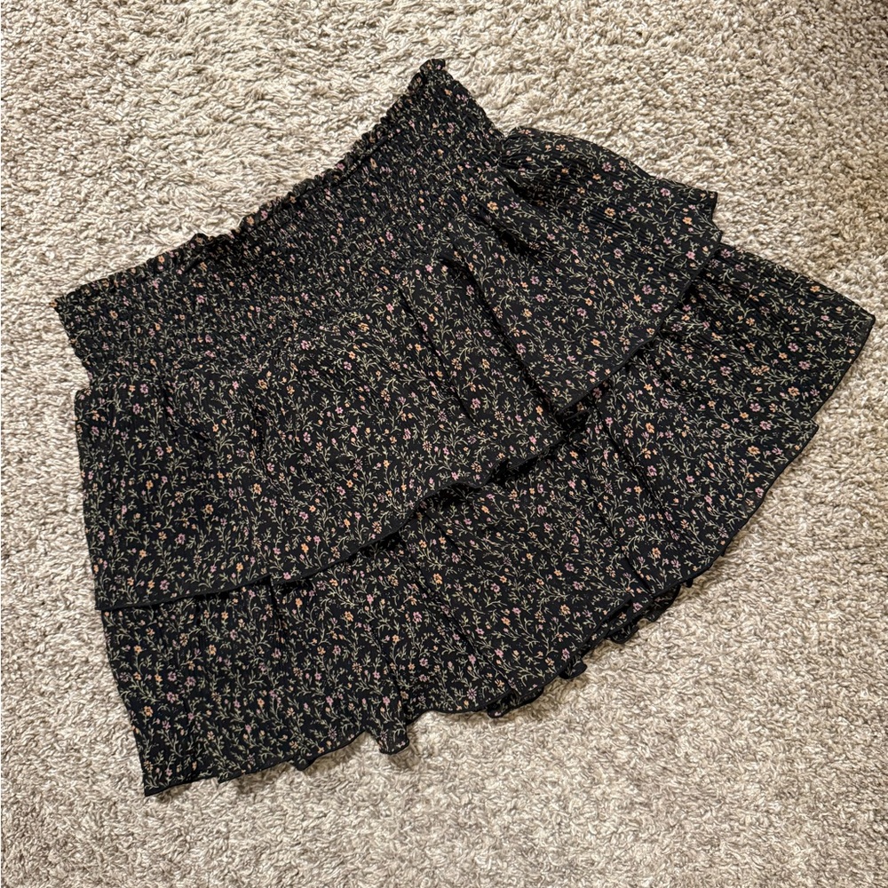 Women’s Forever 21 Floral Mini Skirt